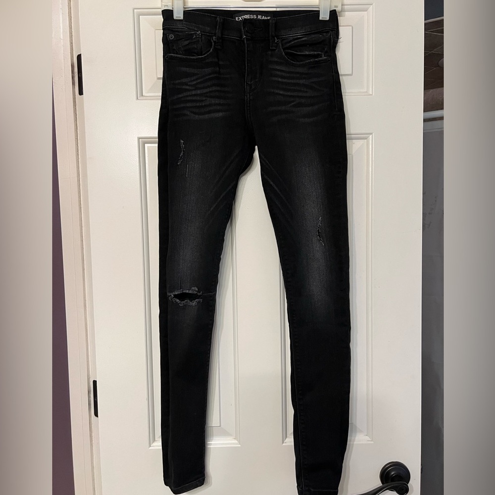 Express Mid Rise super soft legging jean
